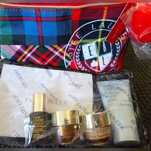 ESTEE LAUDER 4 PIECE DELUXE TRAVEL SIZE SKINCARE WITH BAG